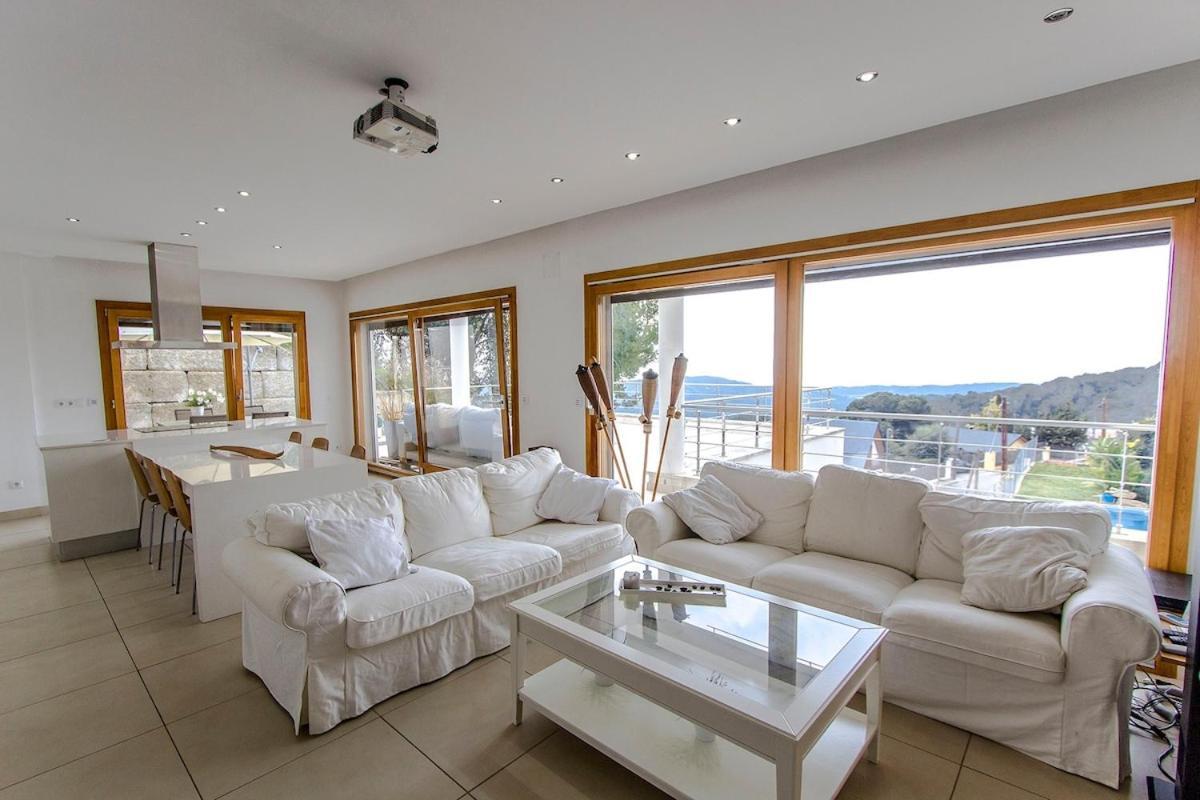 Catalunya Casas Modern Magnificence , Only A Few Km To The Beach! Sant Cebria de Vallalta Экстерьер фото